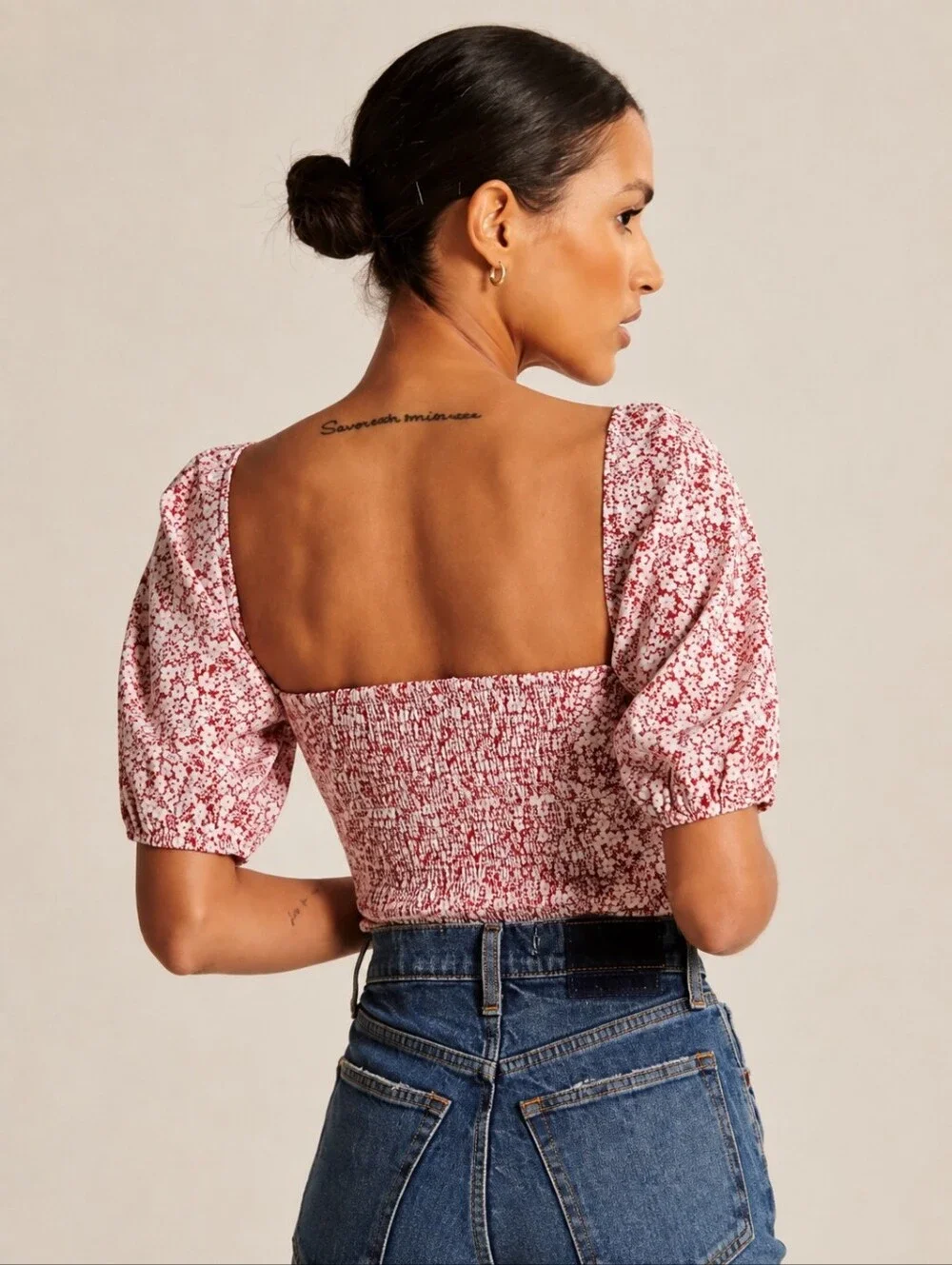 Abercrombie & Fitch Ditsy Floral Puff Sleeve Crop Top Size M Red Sweetheart Neck